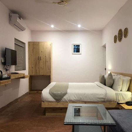 Inn Morjim A Boutique Beach Hotel Екстериор снимка