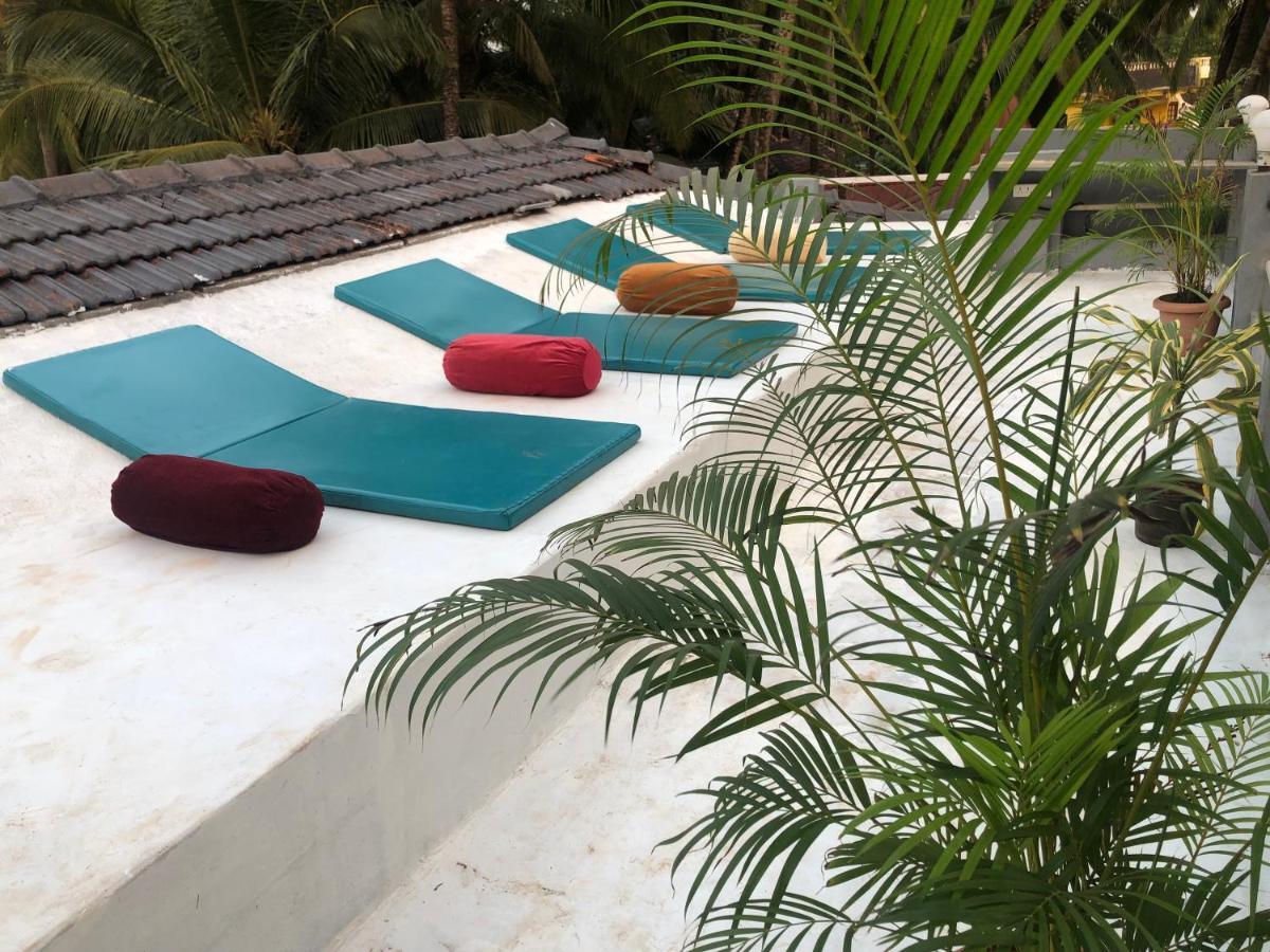 Inn Morjim A Boutique Beach Hotel Екстериор снимка