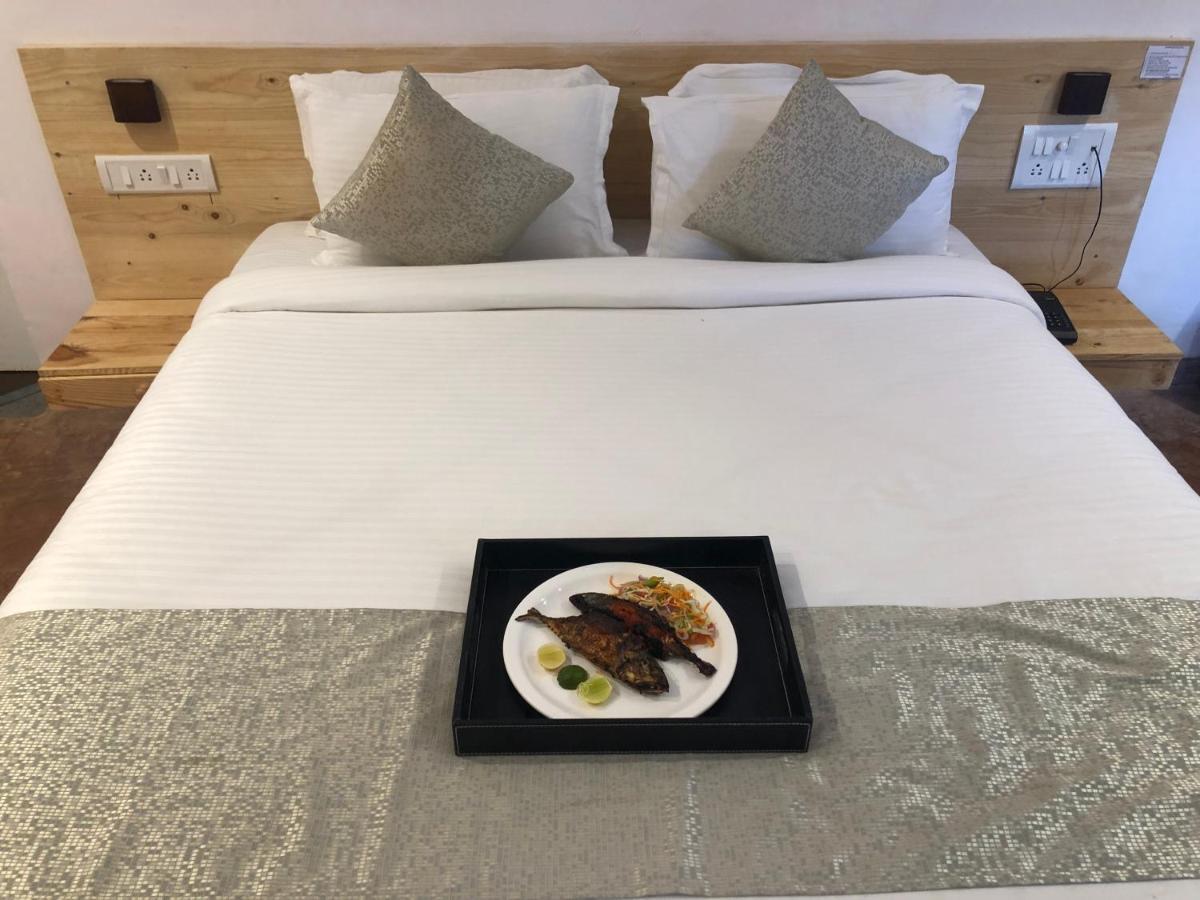 Inn Morjim A Boutique Beach Hotel Екстериор снимка