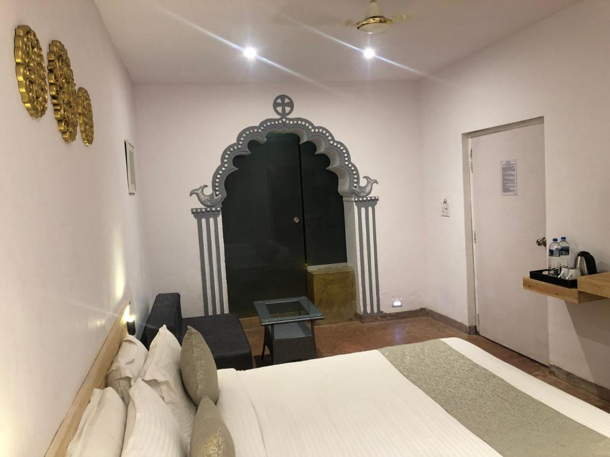 Inn Morjim A Boutique Beach Hotel Екстериор снимка