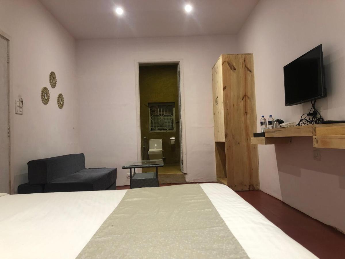 Inn Morjim A Boutique Beach Hotel Екстериор снимка